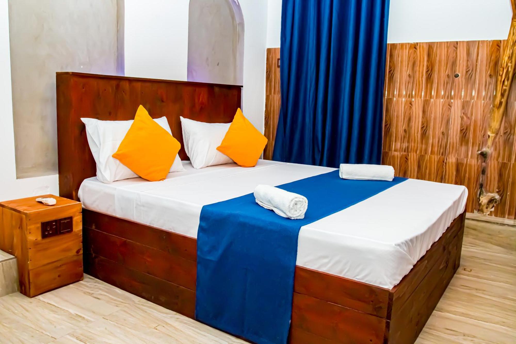 Mandavilla Airport Transit Hotel Катунаяка Экстерьер фото